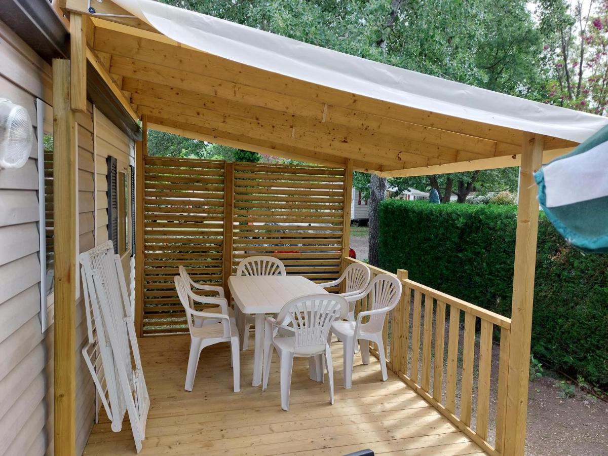 Mobil Home Tout Confort 6 Personnes Climatise Au Pied Du Luberon La Roque-d'Antheron Εξωτερικό φωτογραφία